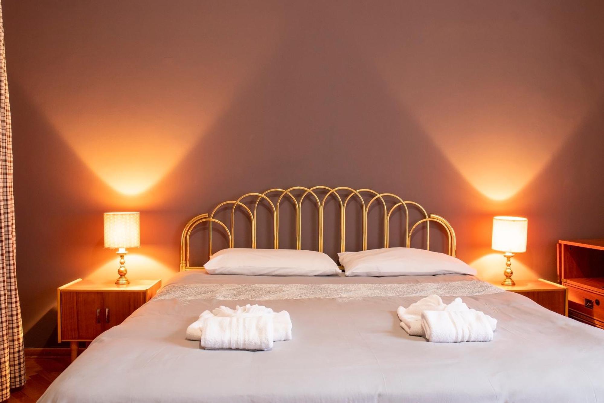 Hostel Teatro Trieste Ngoại thất bức ảnh