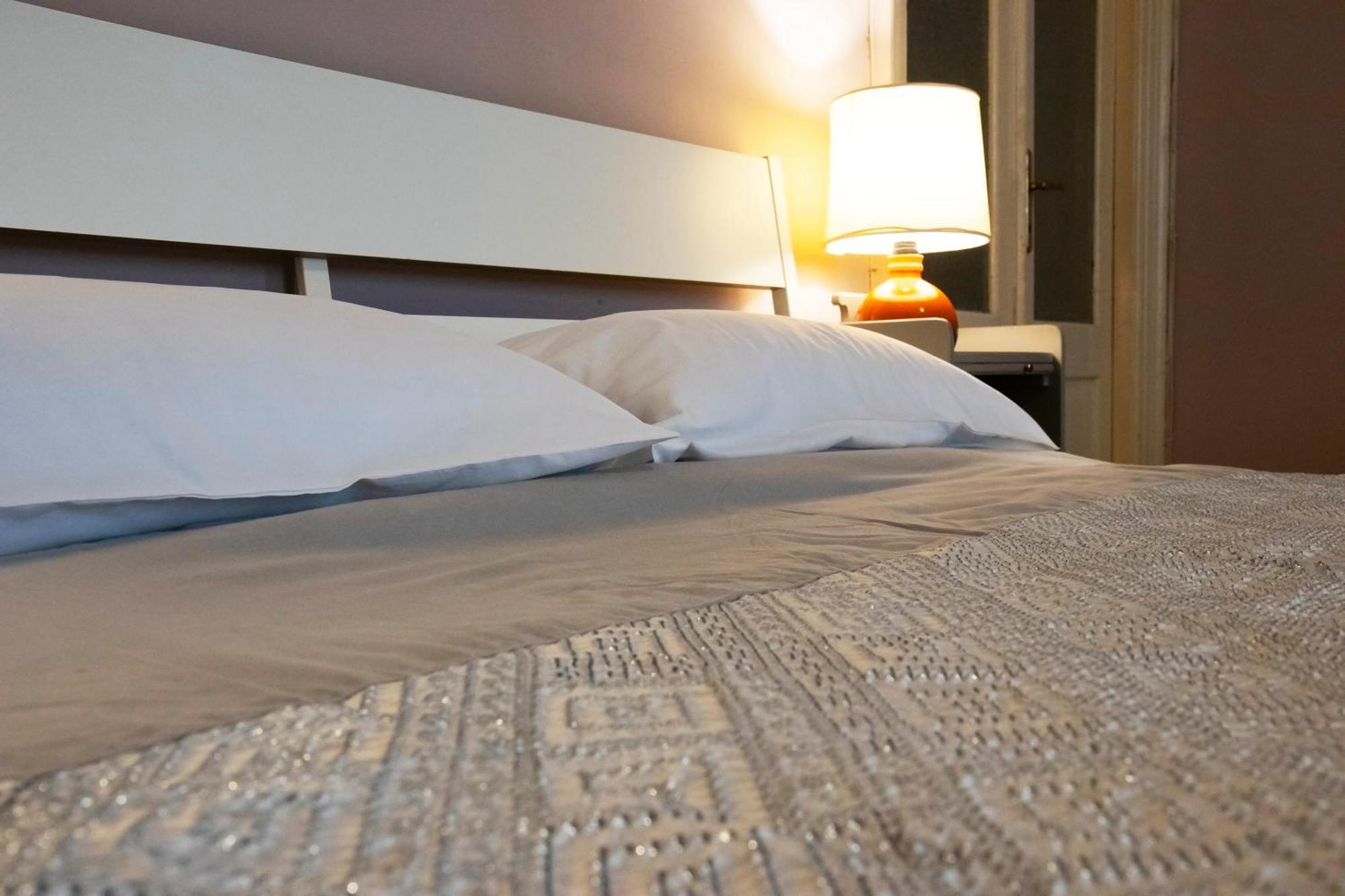 Hostel Teatro Trieste Ngoại thất bức ảnh