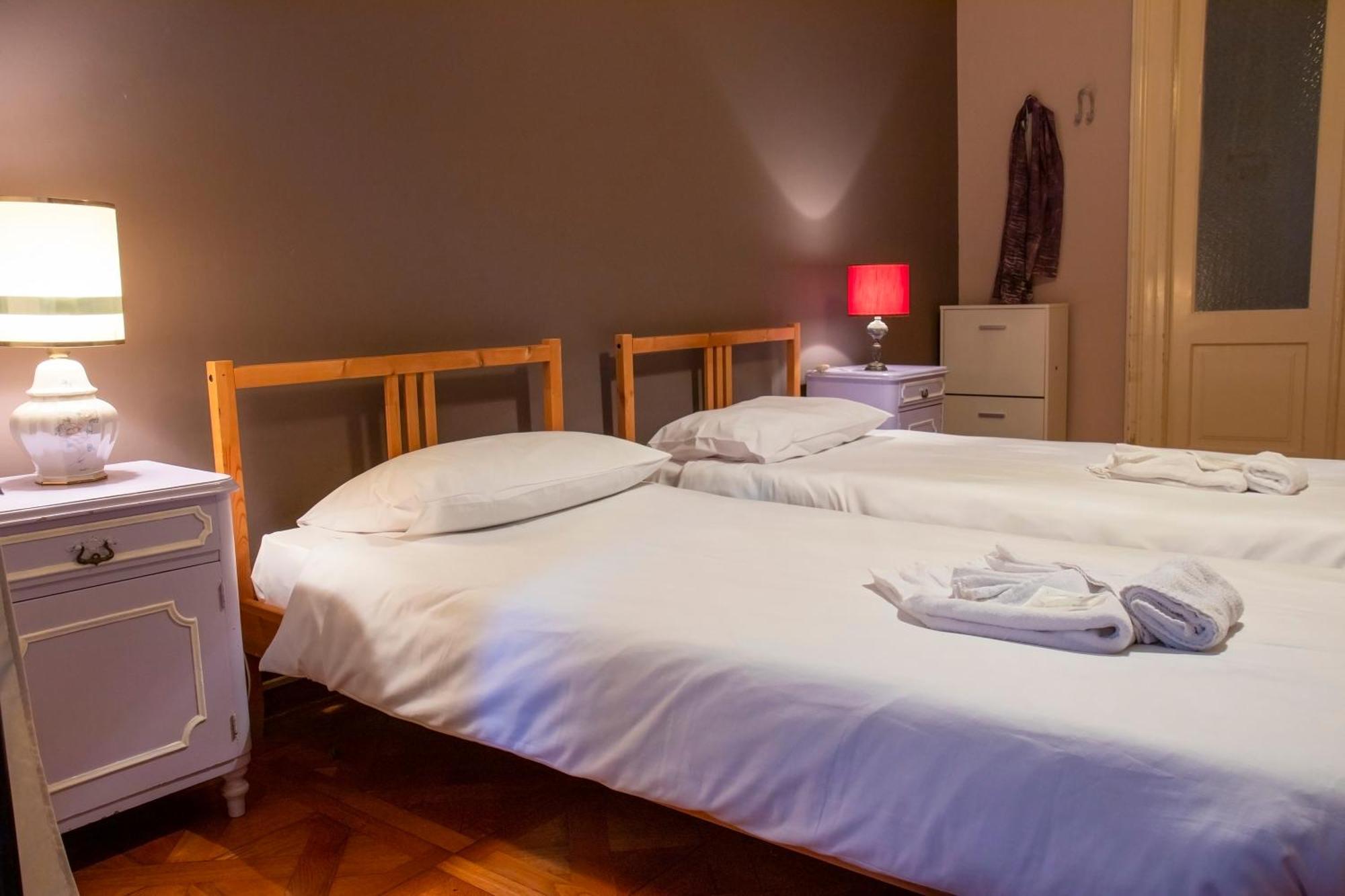 Hostel Teatro Trieste Ngoại thất bức ảnh