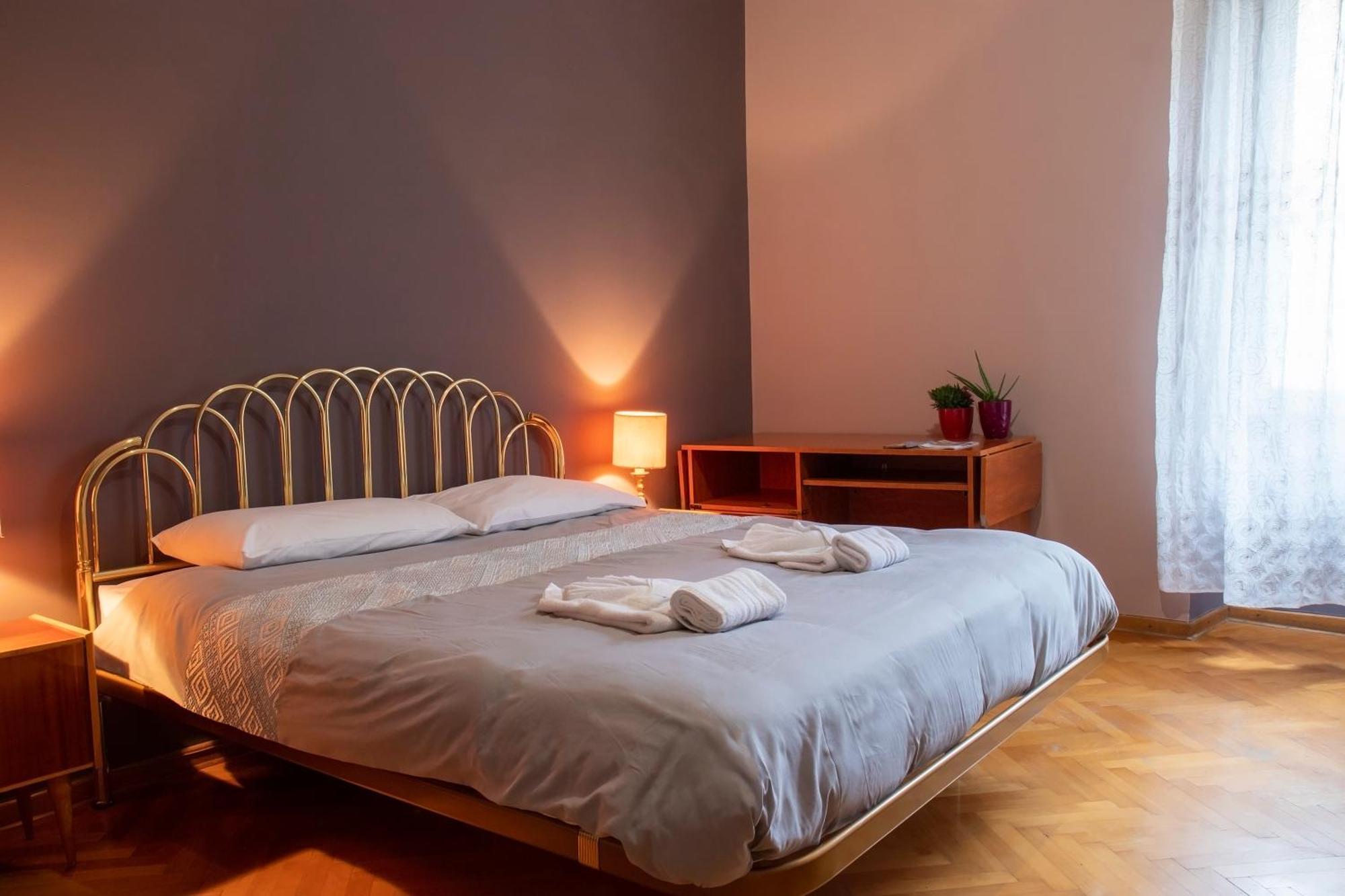 Hostel Teatro Trieste Ngoại thất bức ảnh