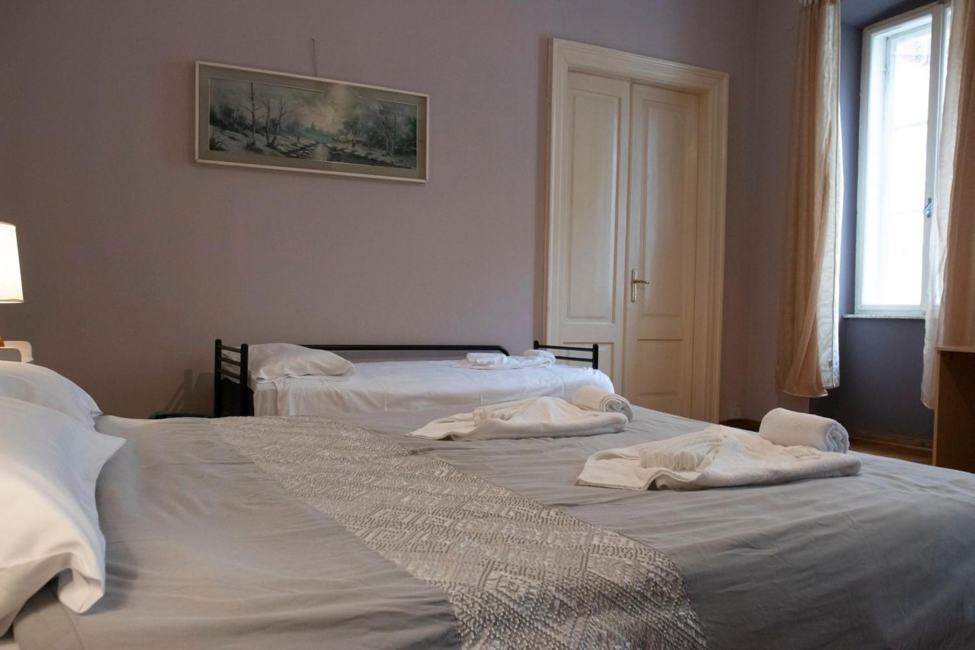 Hostel Teatro Trieste Ngoại thất bức ảnh