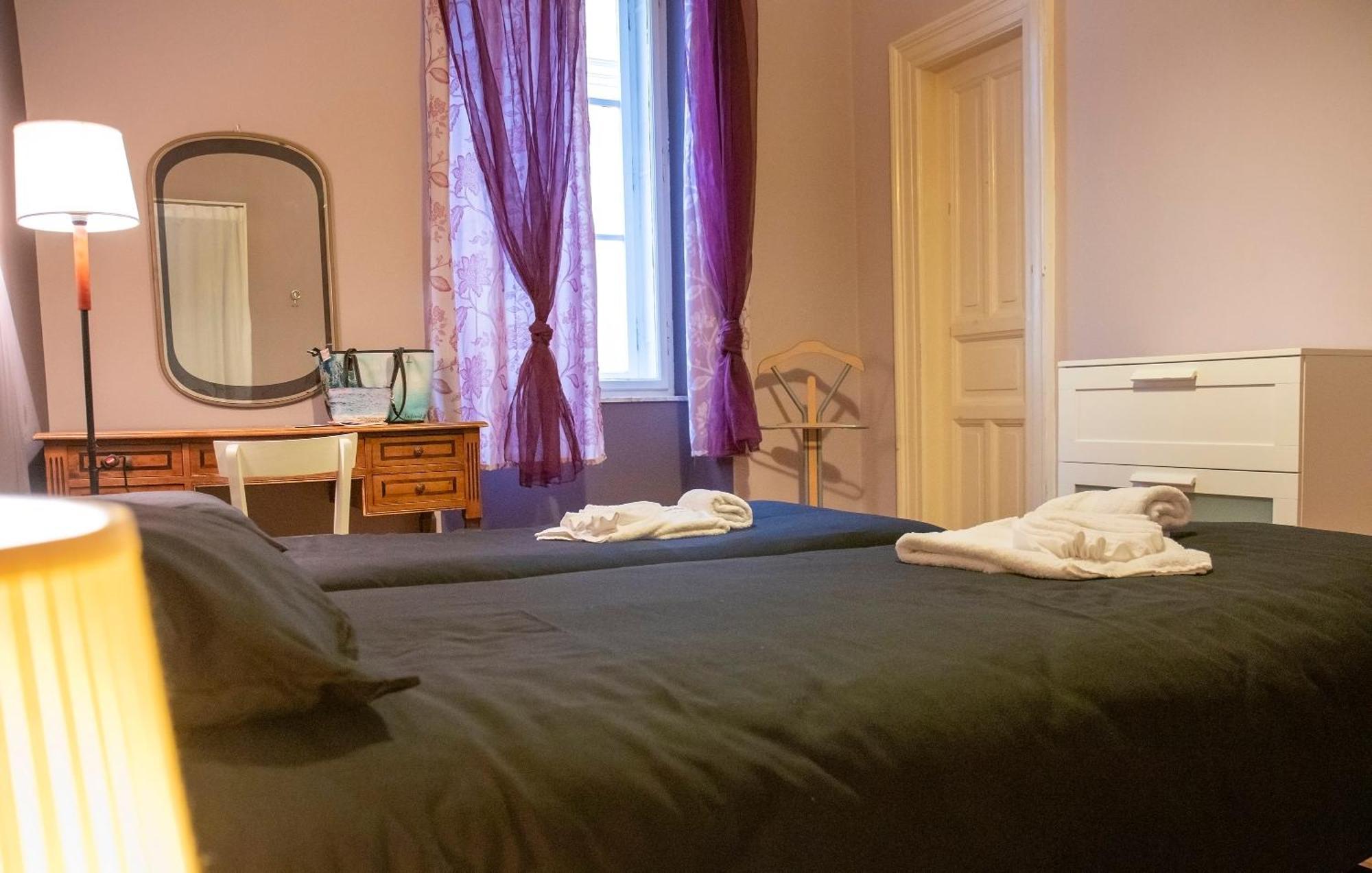 Hostel Teatro Trieste Ngoại thất bức ảnh